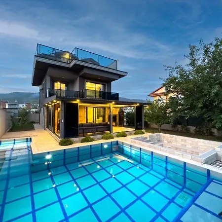 Villa Pirlanta Villas *